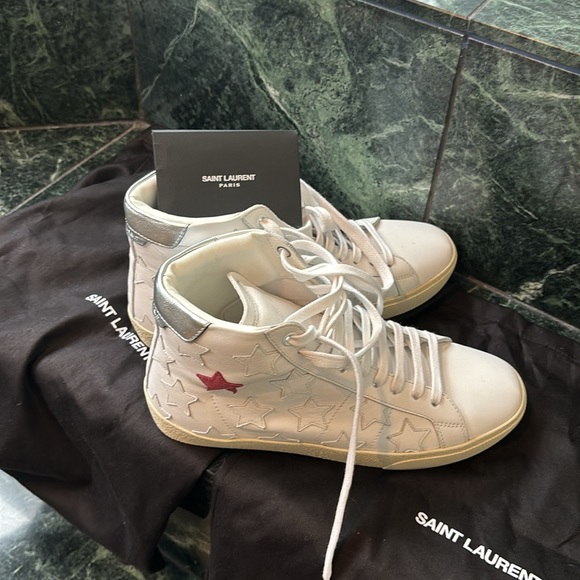 Saint Laurent star patch sneaker size 36.5 - worn twice! - Picture 3 of 6